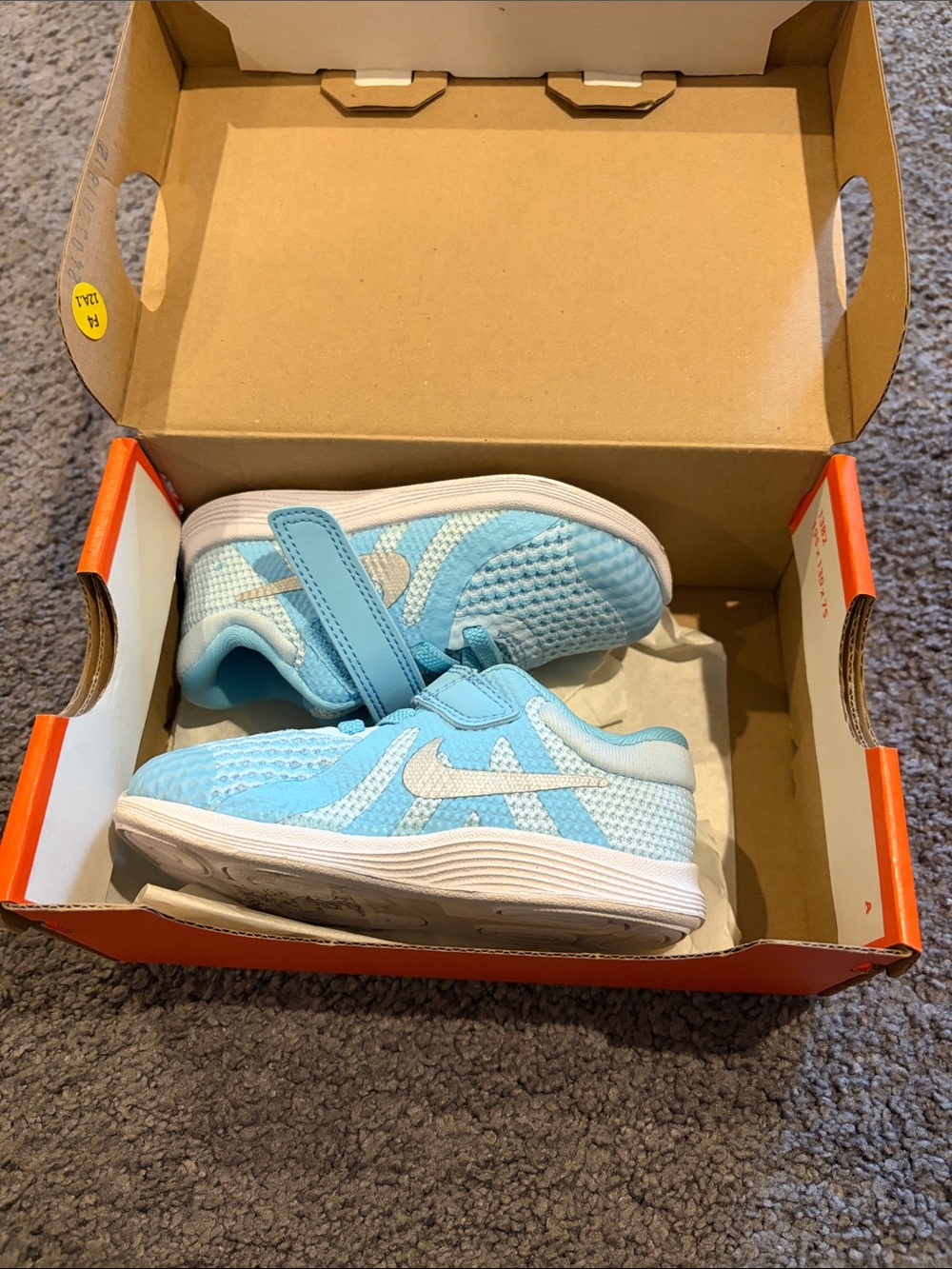 NEW in Box Nike Kids Sky Blue and White Velcro Athletic Sneakers 6c